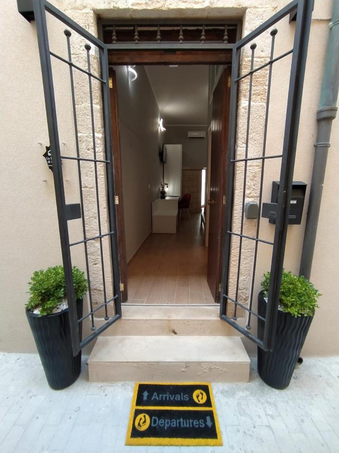 La Punta Di Ortigia Holiday Home Syracuse Exterior photo